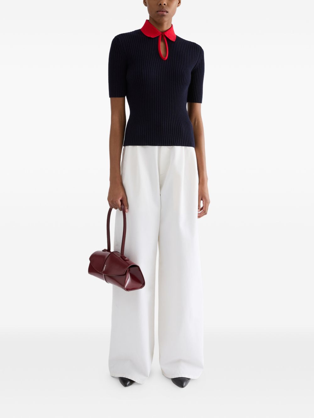 Polo con colletto a contrasto in blu e rosso 