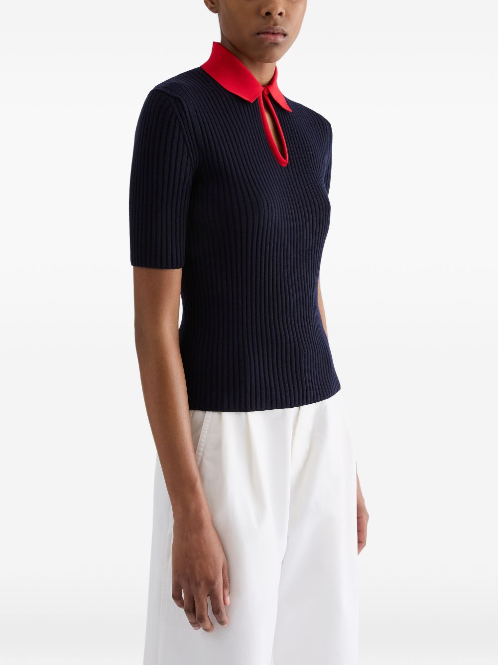 Polo con colletto a contrasto in blu e rosso 