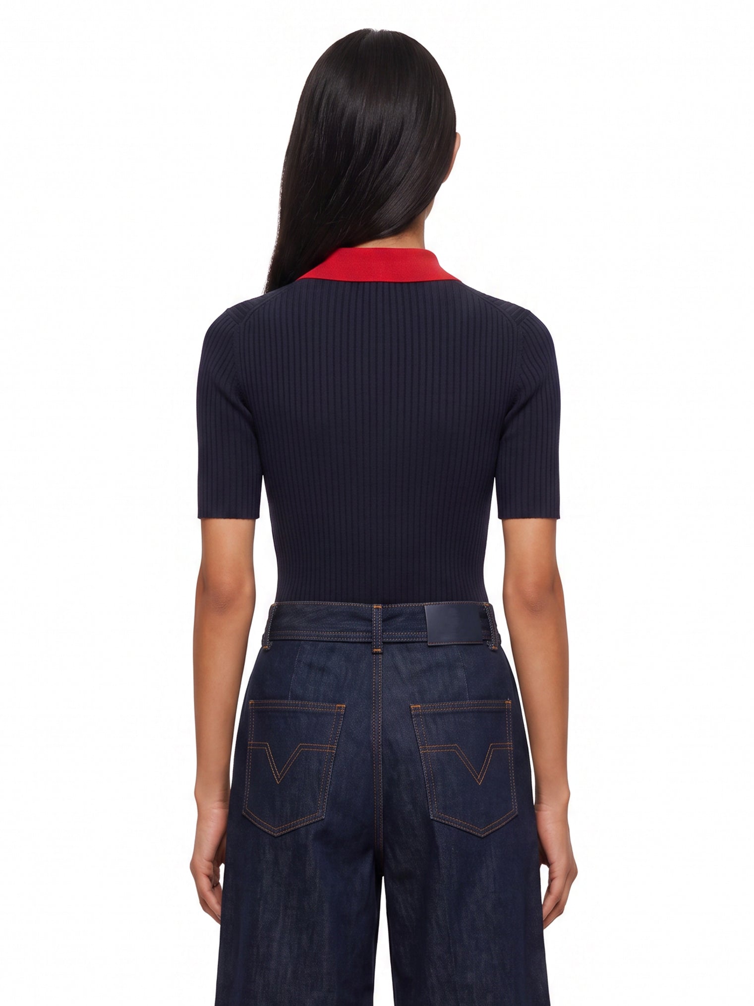 Polo con colletto a contrasto in blu e rosso 