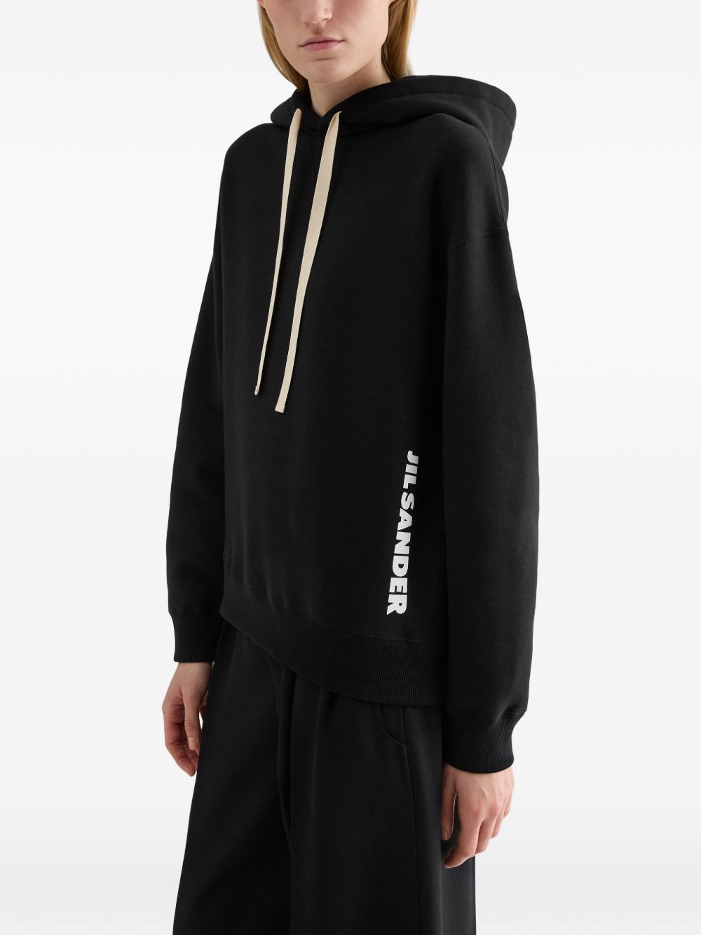 Felpa in cotone con logo e cappuccio in nero 