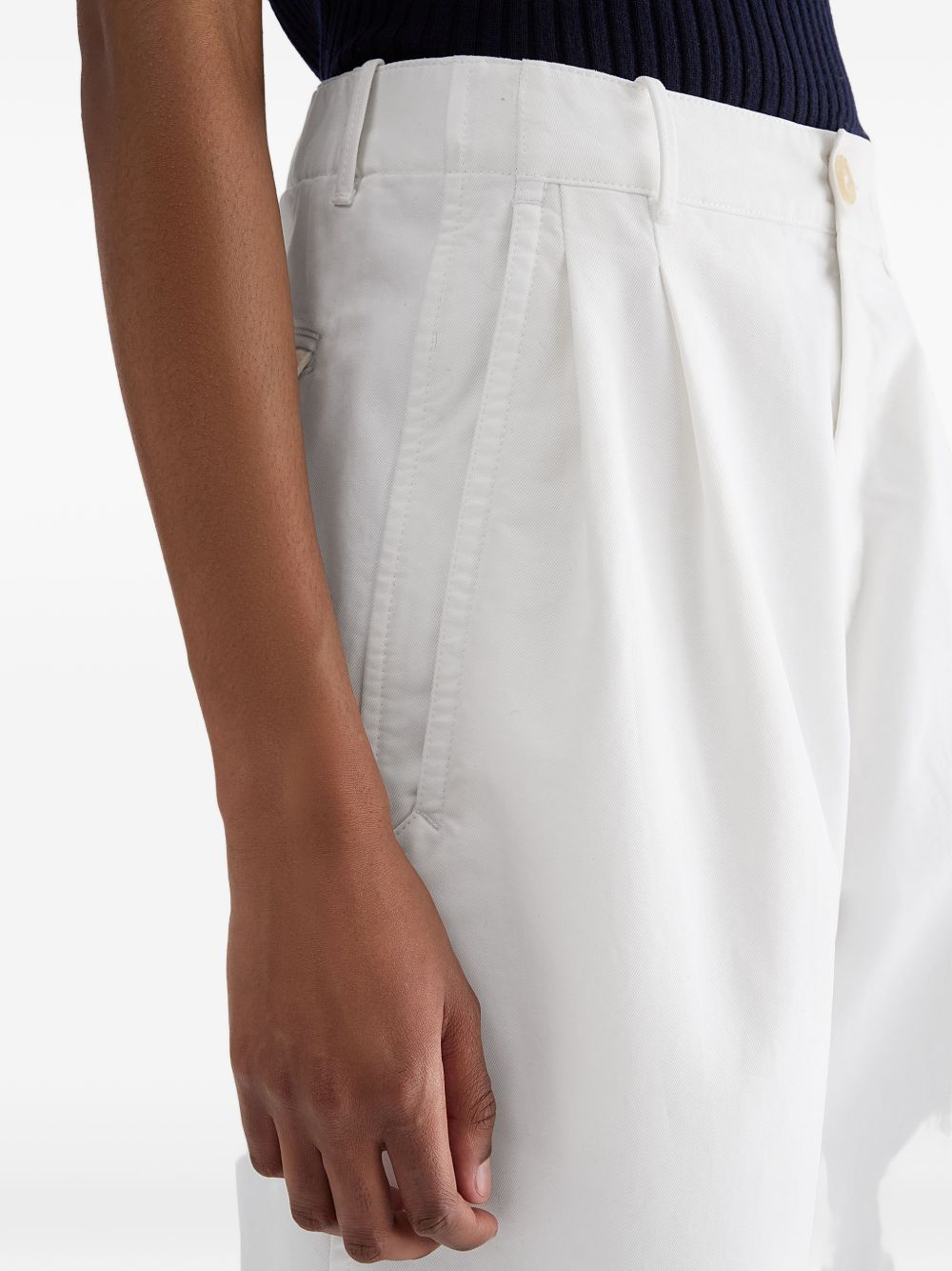 Pantaloni a gamba ampia in bianco 