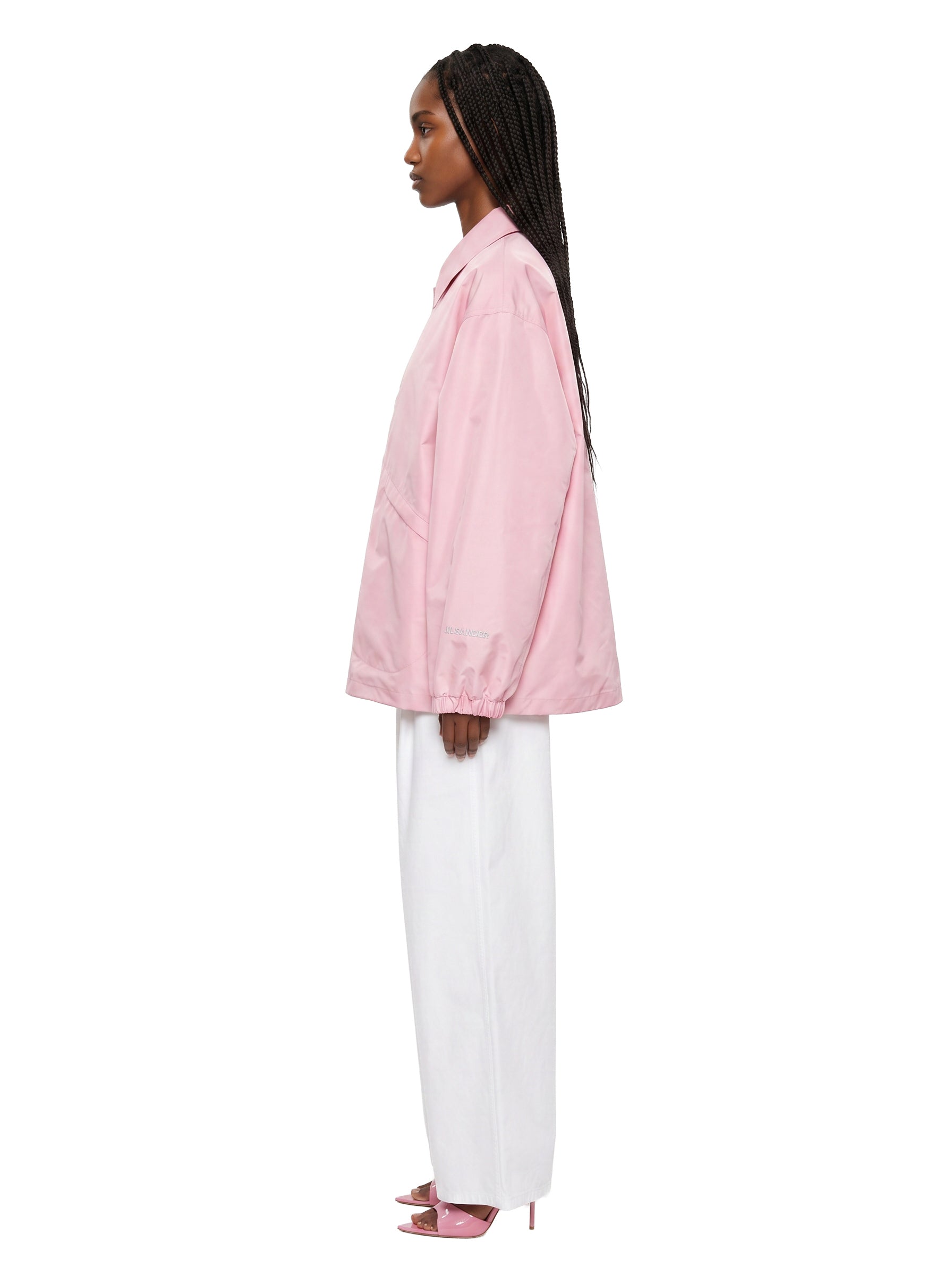 Giacca con bottoni in rosa 