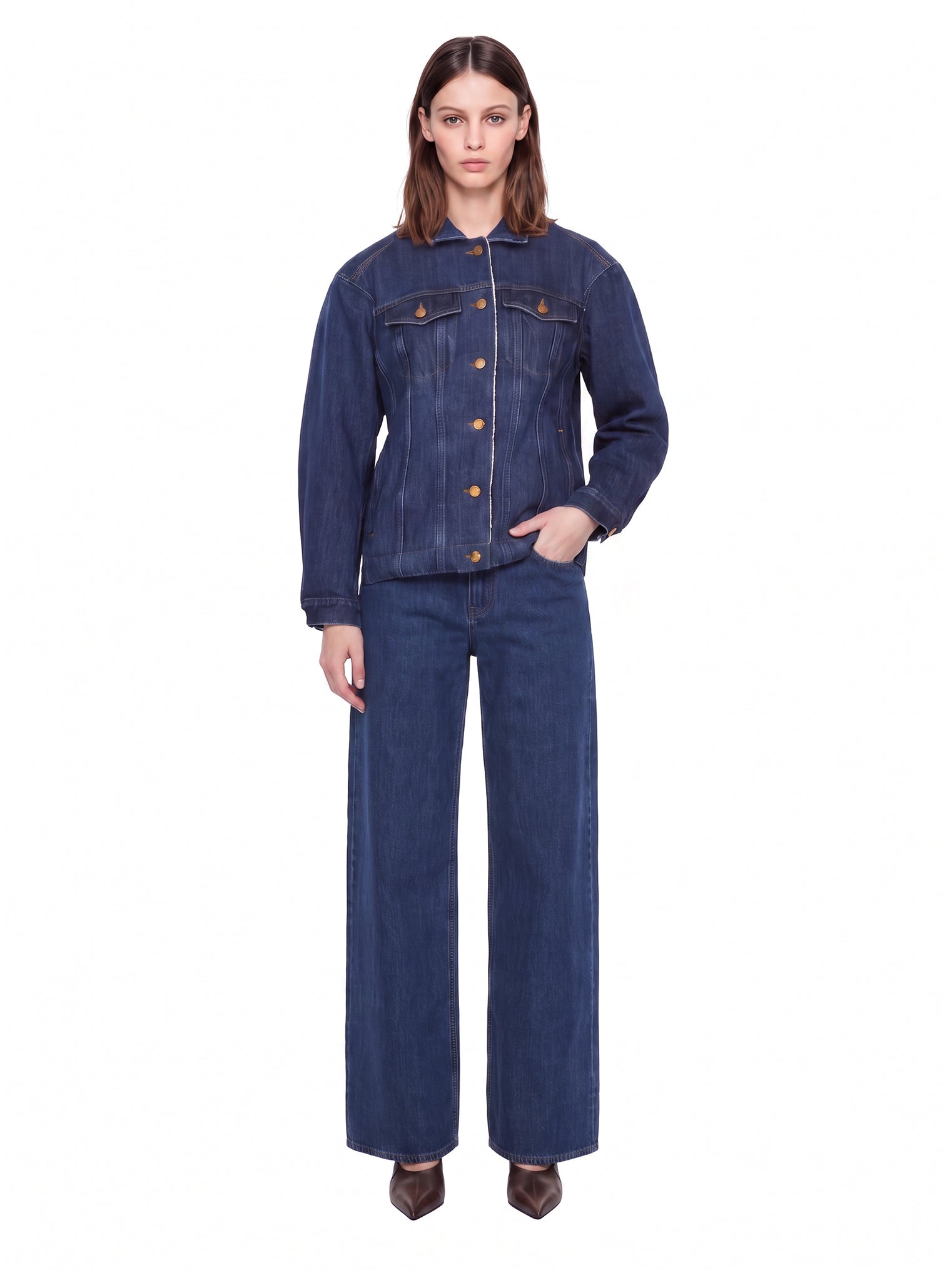 Giacca denim con fodera in pile in blu 