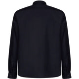 Camicia con colletto a punta in blu scuro 