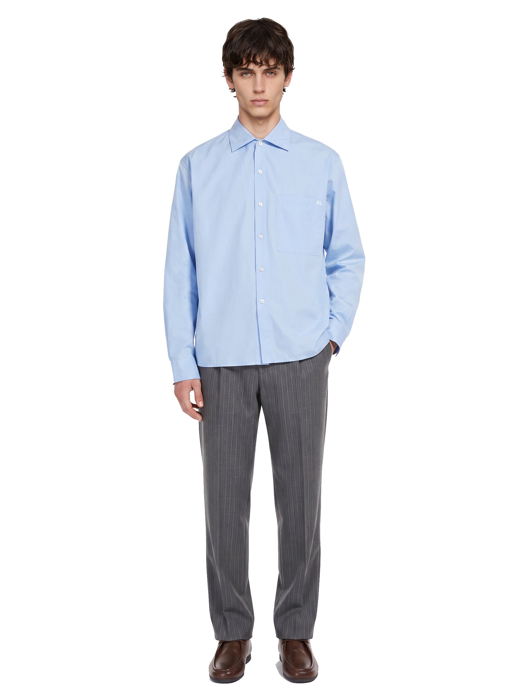 Camicia con logo ricamato in azzurro 