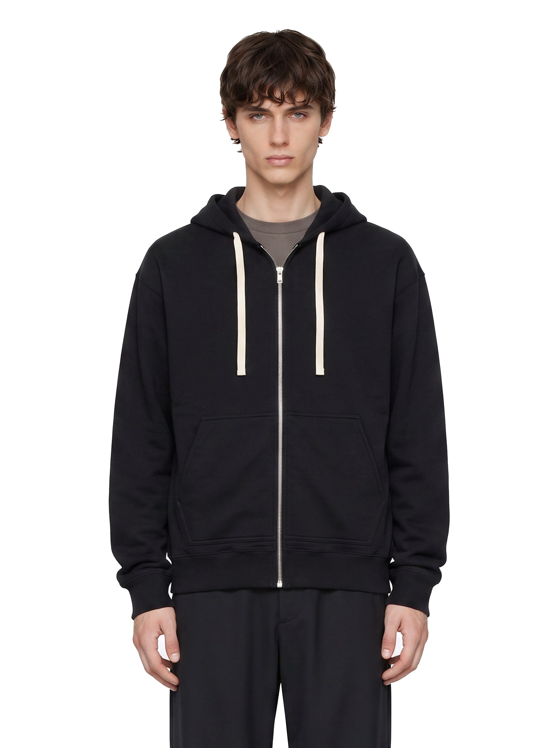 Felpa con zip e cappuccio in nero 