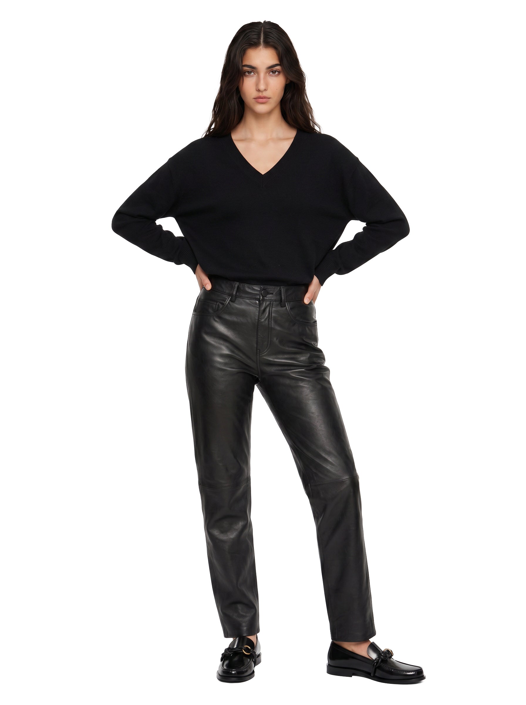 Maglione con scollo a V in nero 
