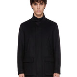 Giacca con tasche in nero 