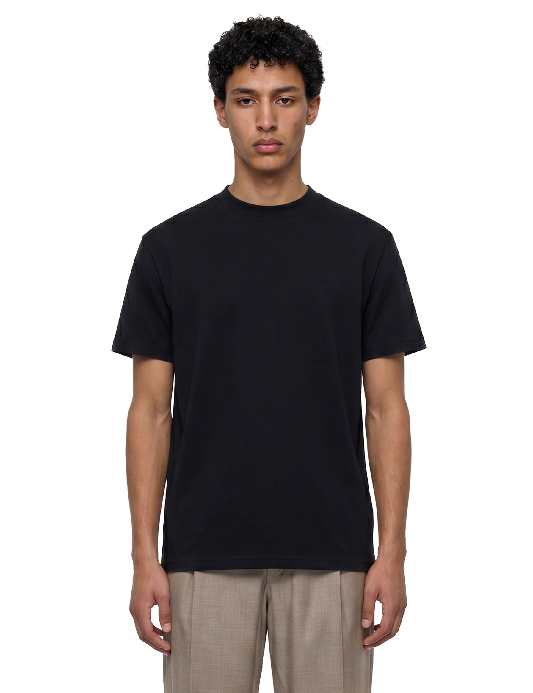 T-shirt a maniche corte in nero 