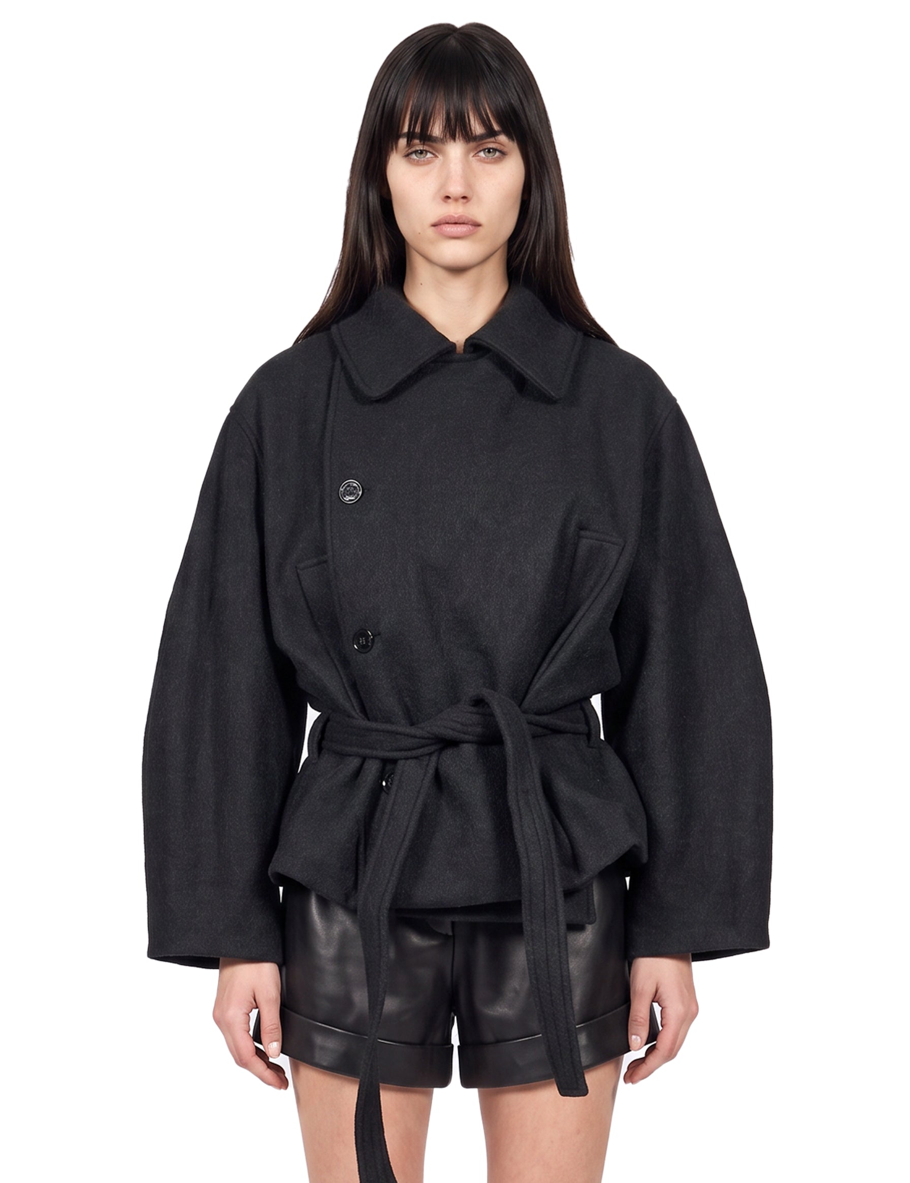 Cappotto corto avvolgente in nero 