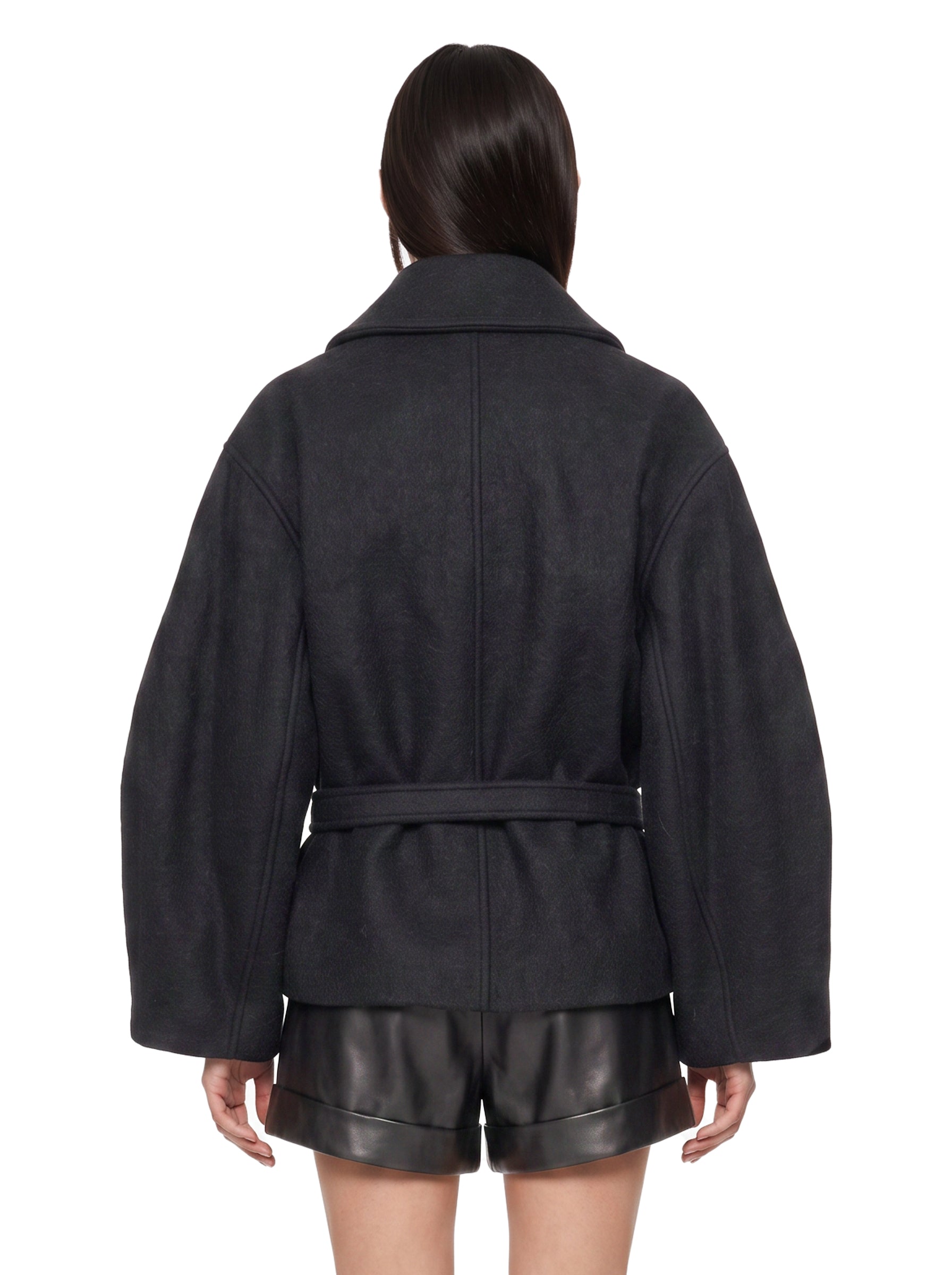 Cappotto corto avvolgente in nero 