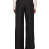 Pantaloni a pieghe in nero 