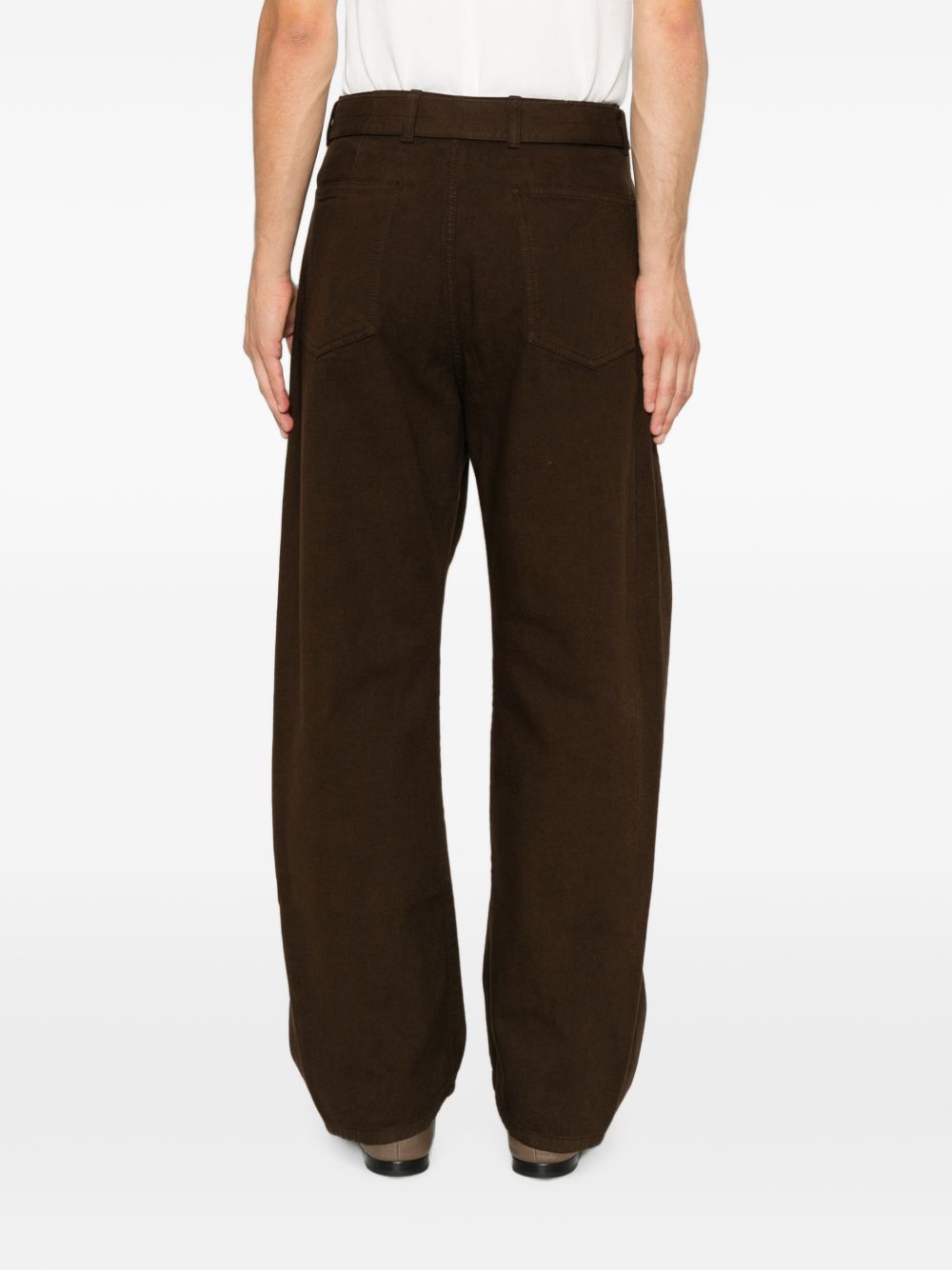 Jeans a gamba ampia con cintura in marrone 