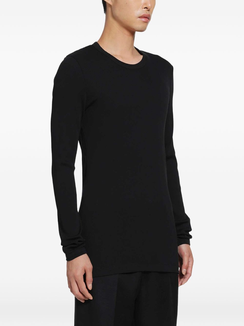 T-shirt a maniche lunghe in nero 