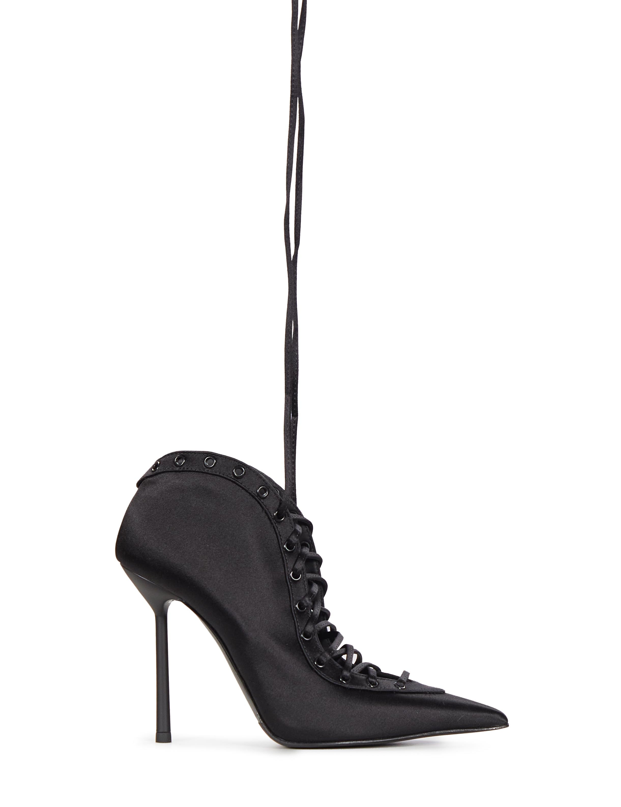 Decollete Colette con dettagli con lacci in nero 
