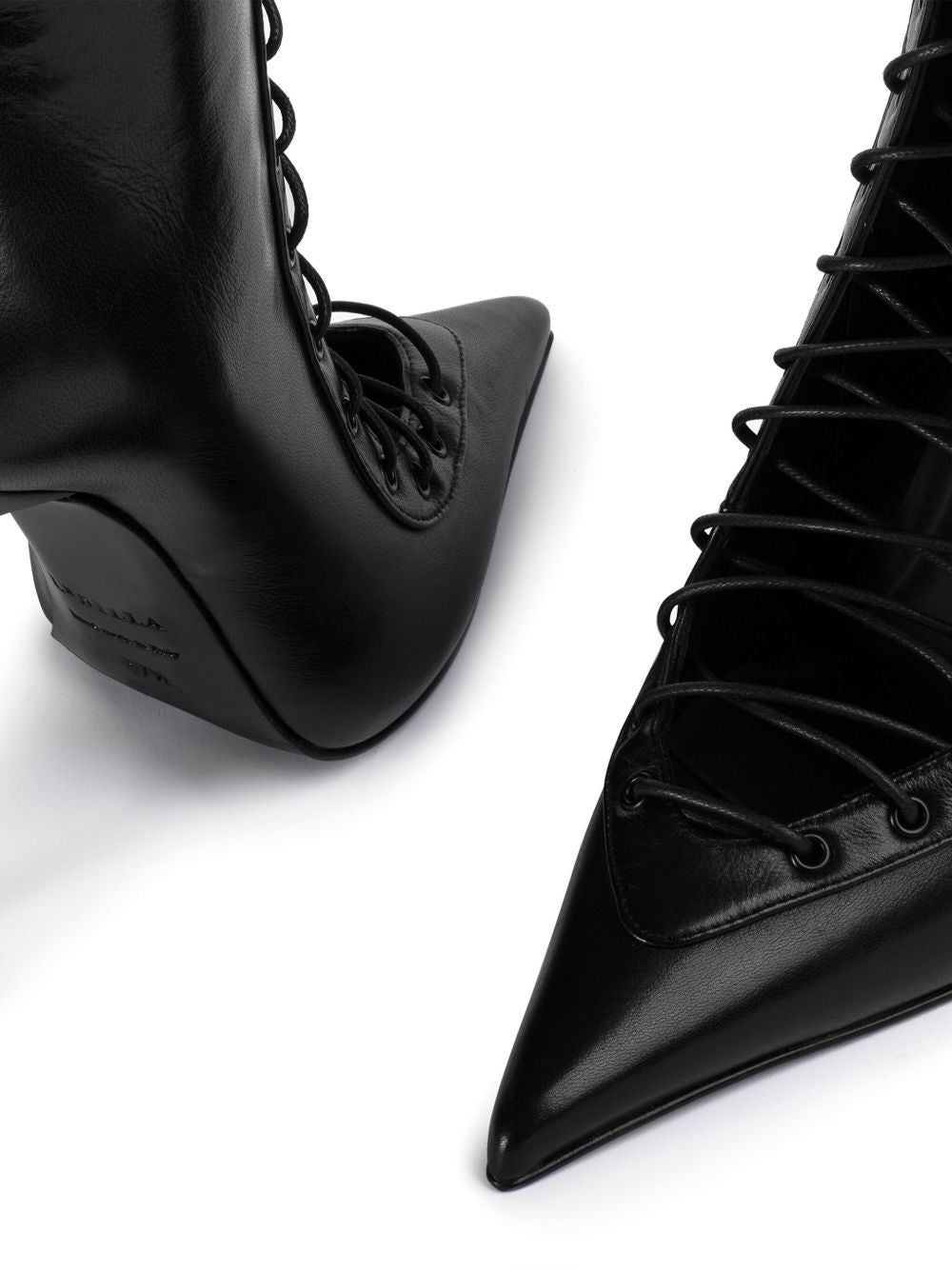 Stivaletti a punta con tacco alto Colette in nero 