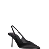 Decollete Chanel Amelia in nero 