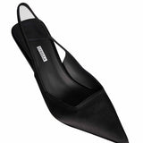 Decollete Chanel Amelia in nero 