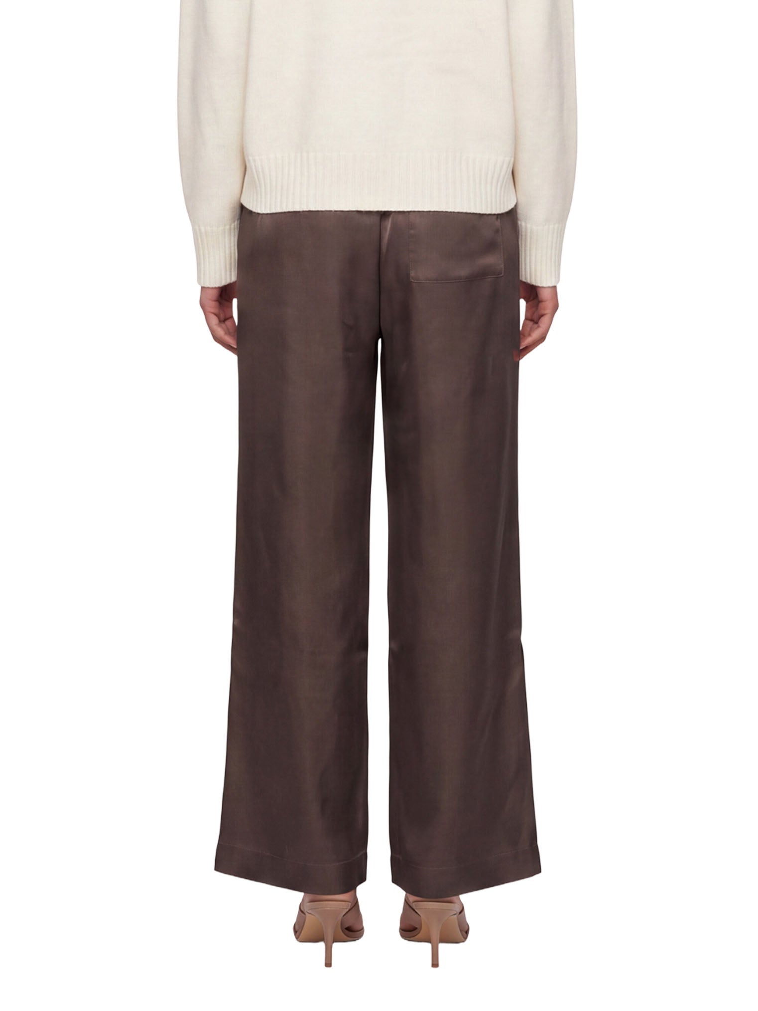 Pantaloni a gamba larga Alera in twill di seta in marrone 