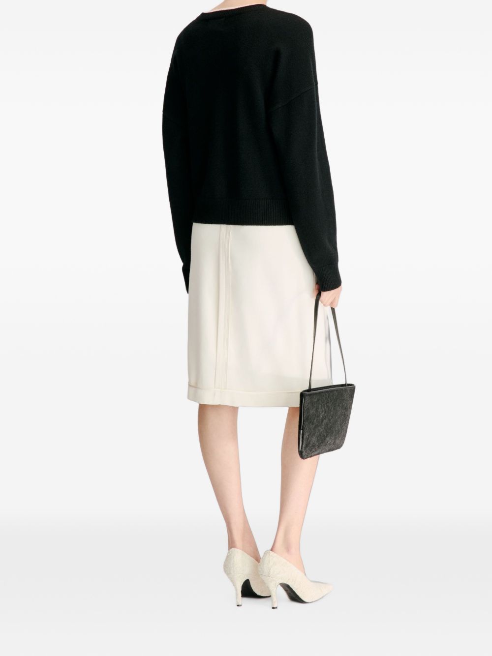 Cardigan nicola con bordi a contrasto in nero 