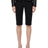 Pantaloni corti con pince in nero 
