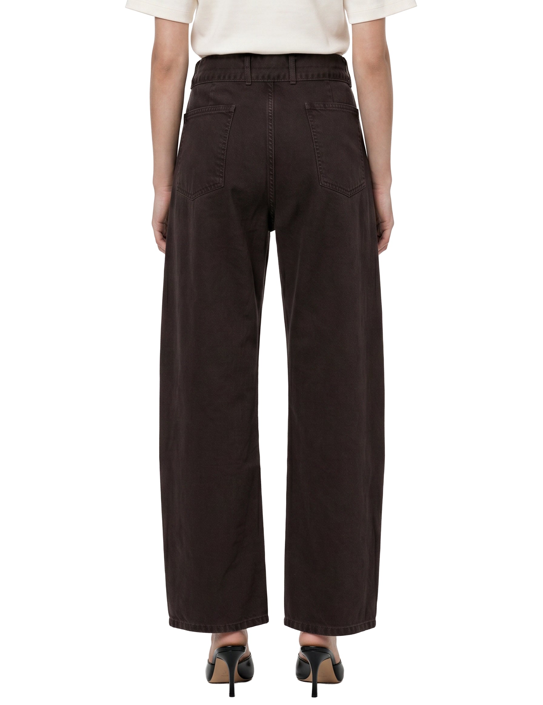 Jeans a vita alta con cintura in marrone 