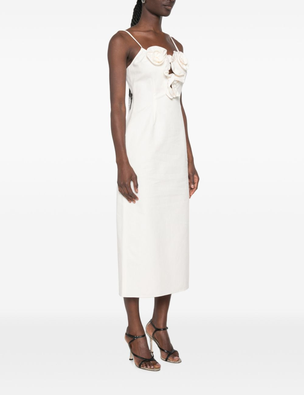 Abito midi con applicazioni floreali in bianco 