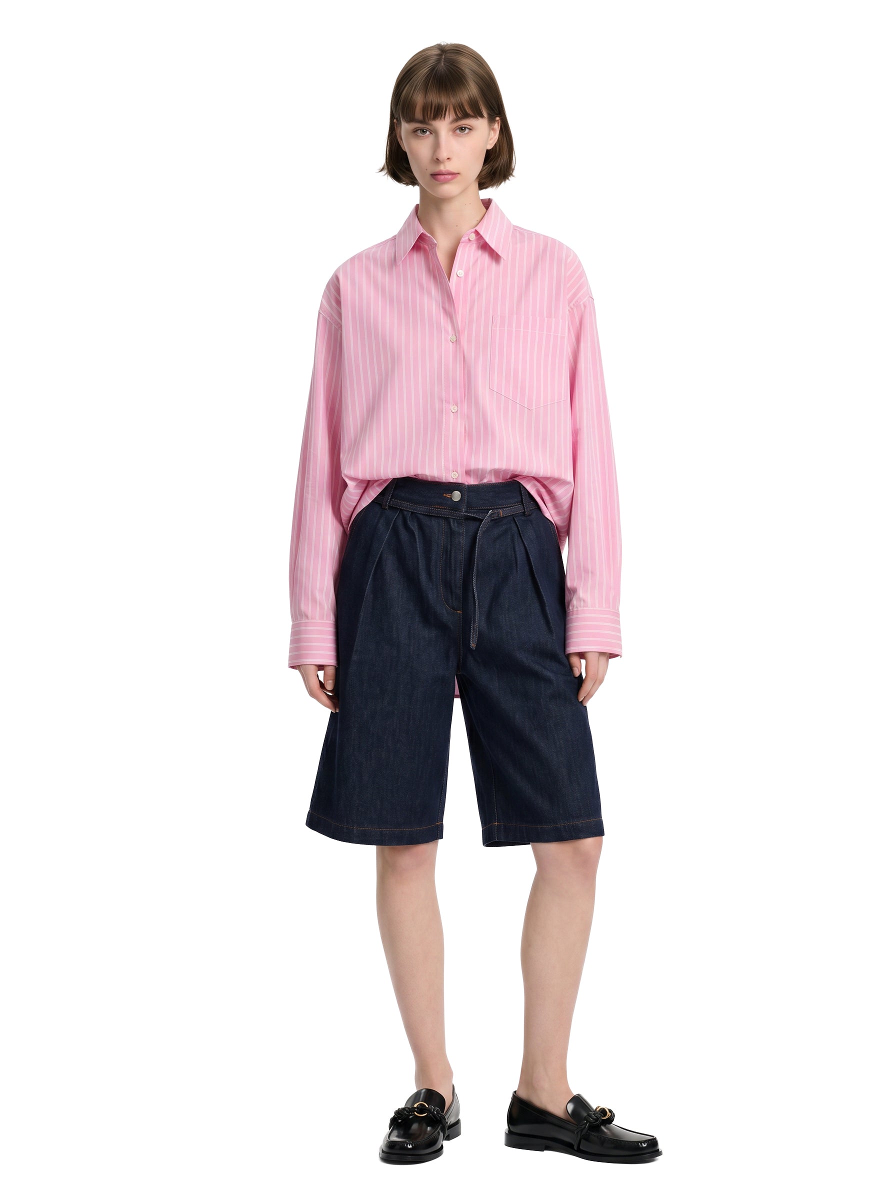 Camicia a righe in rosa 