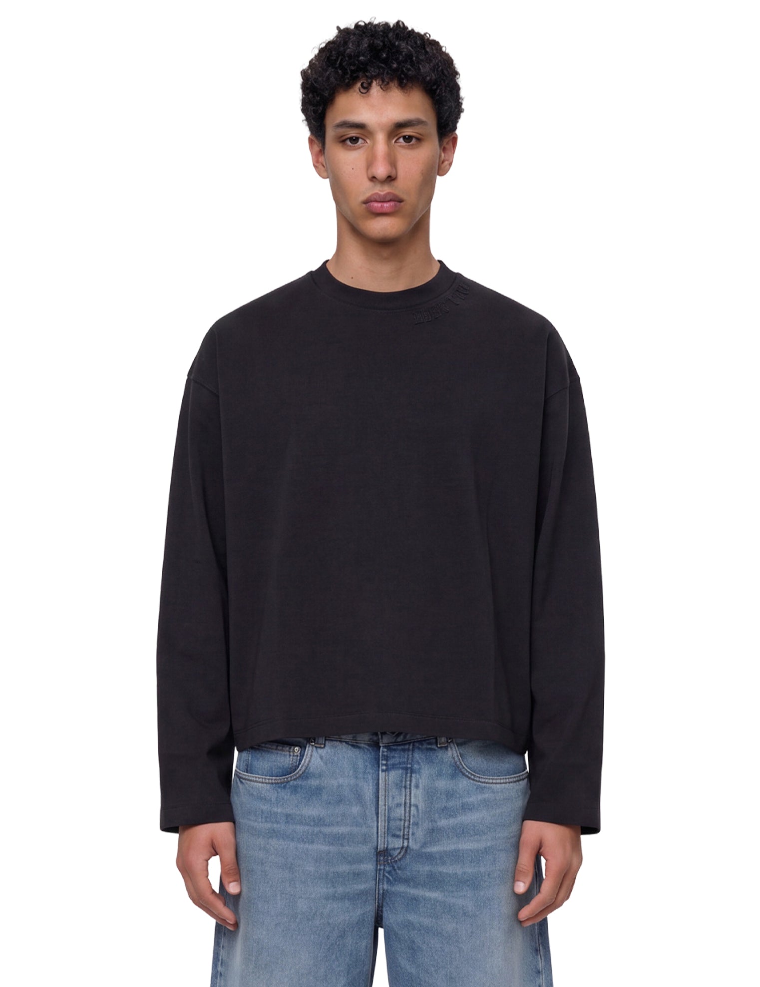 T-shirt a maniche lunghe in nero 
