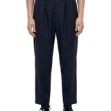 Pantaloni crop con coulisse in blu 
