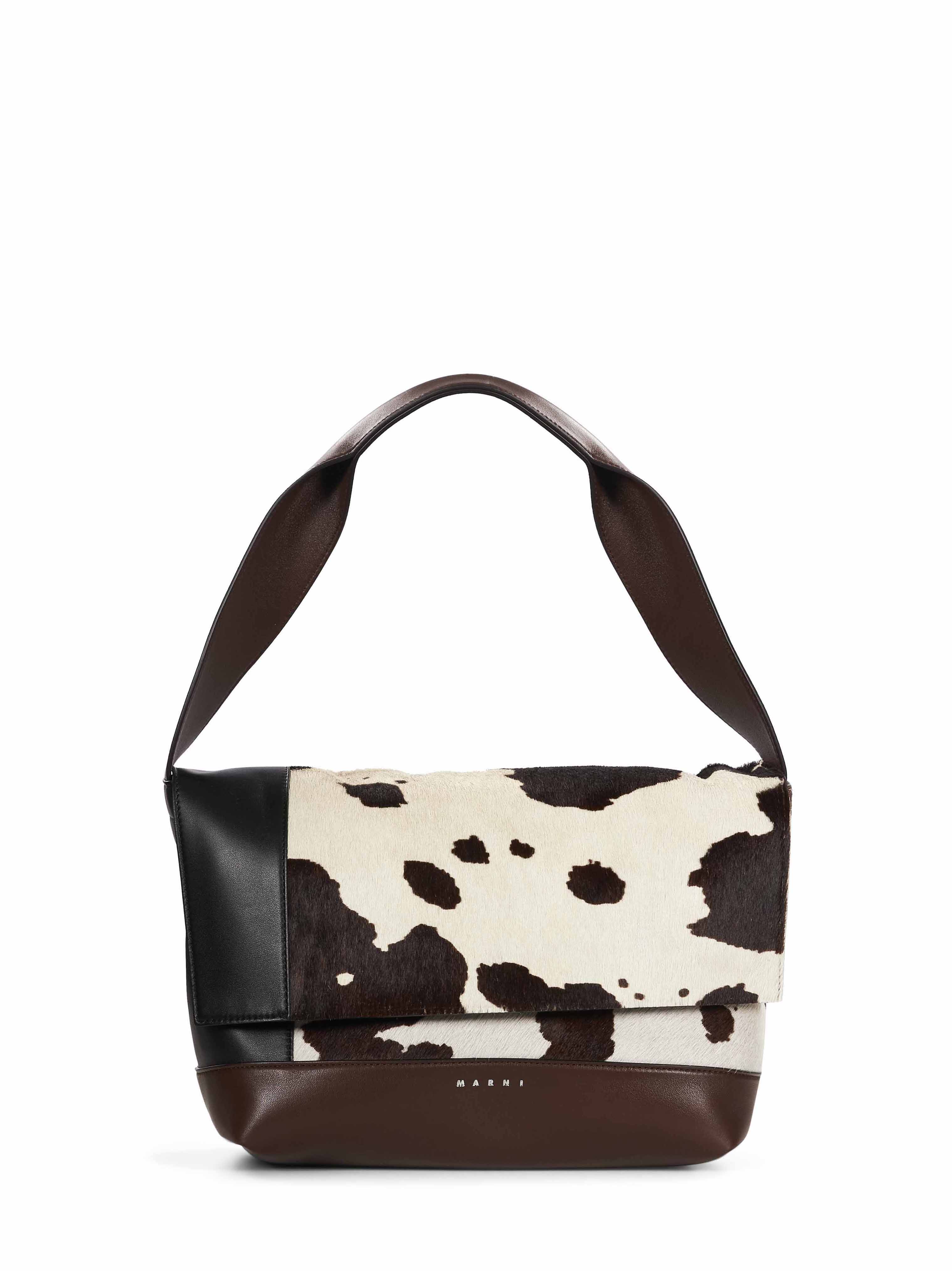 Borsa a spalla Pod 2.0 con stampa animalier in bianco e marrone 