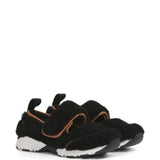 Sneakers in shearling in nero 