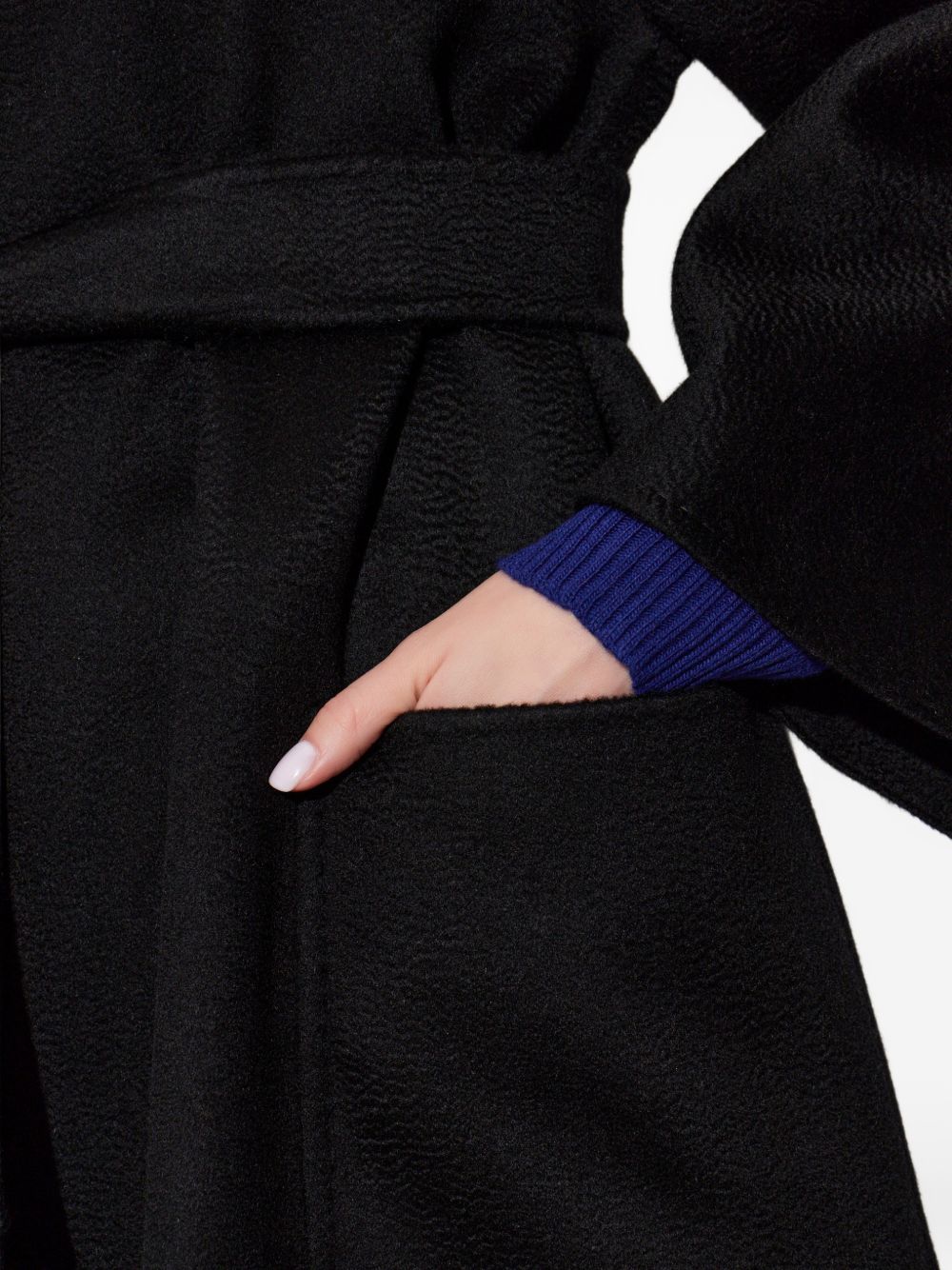 Cappotto con cintura ludmilla in nero 