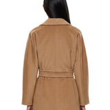 Cappotto doppippetto con cintura madame in beige 