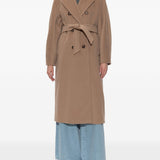 Cappotto doppippetto con cintura madame in beige 