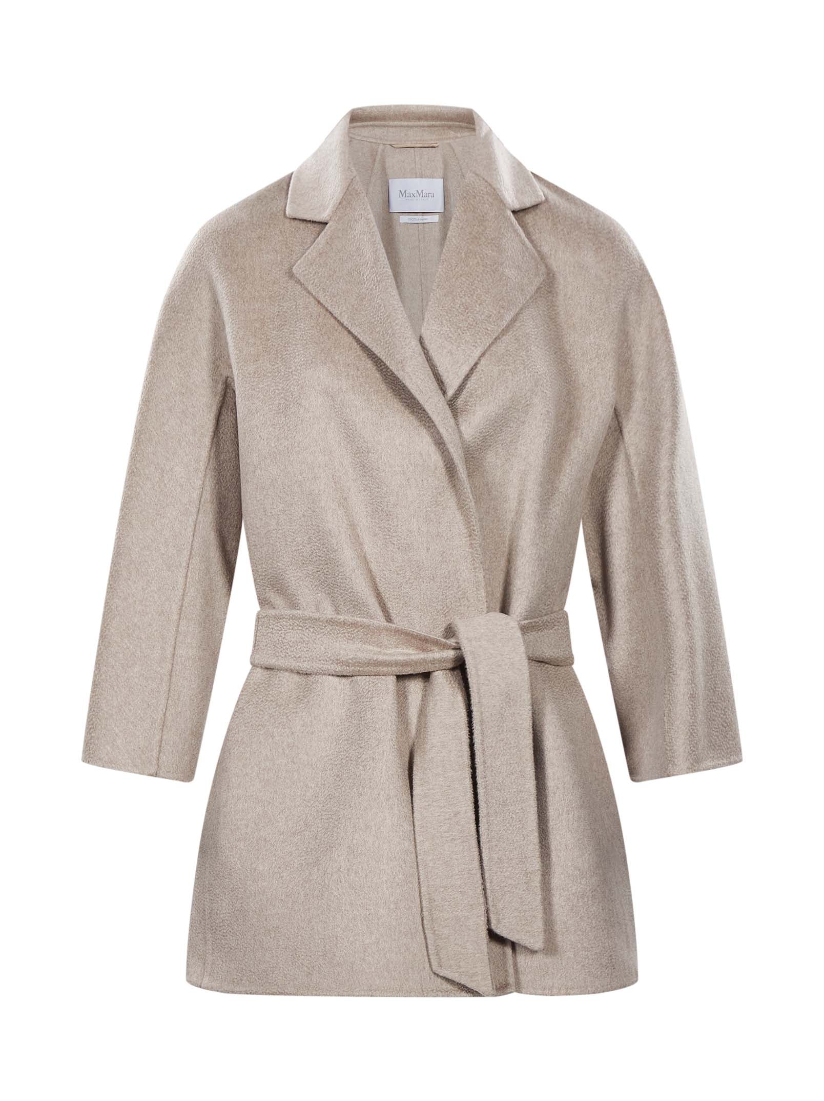 Cappotto corto Detto a scialle in beige 