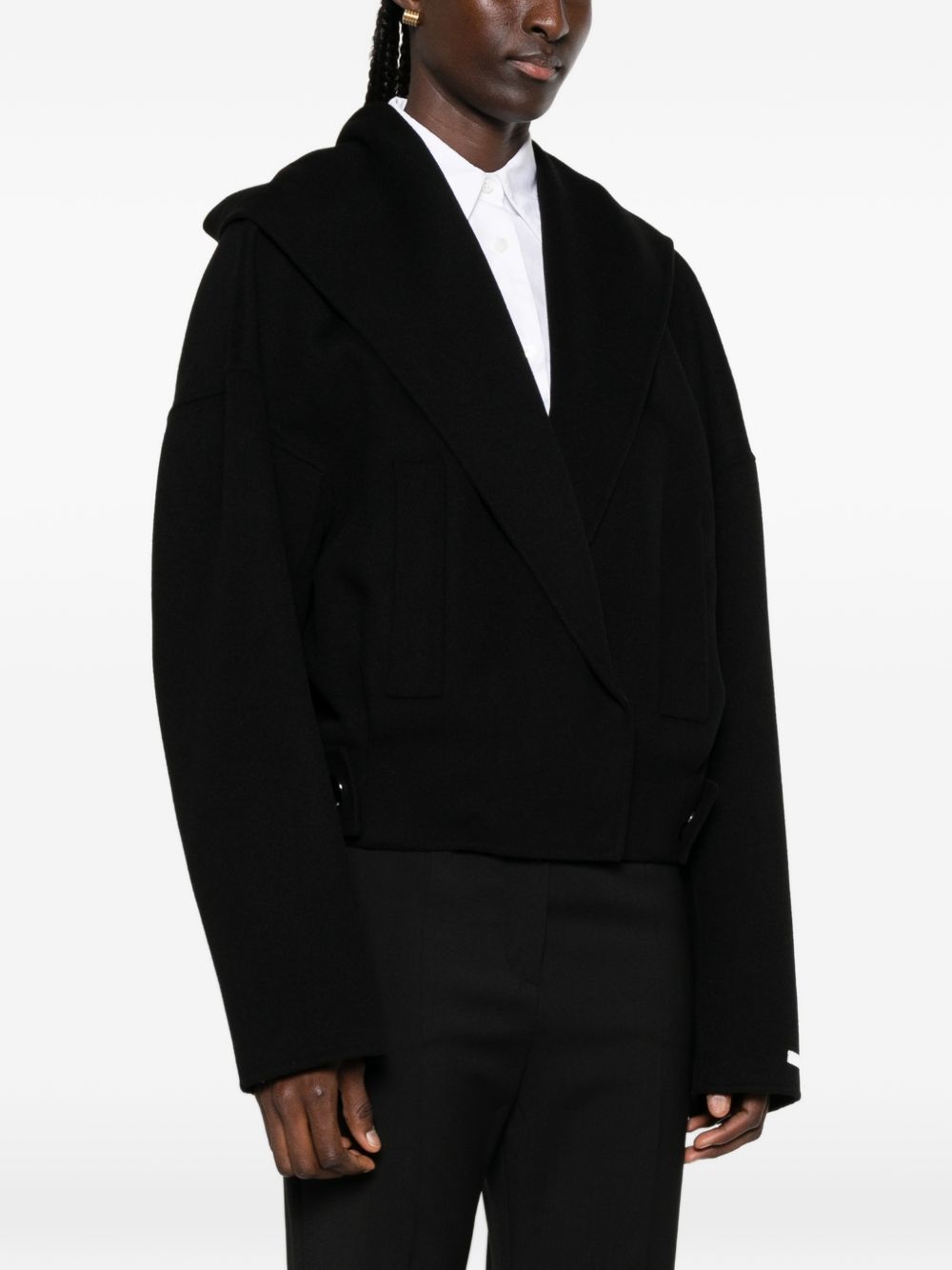 Giacca crop con cappuccio idoneo in nero 