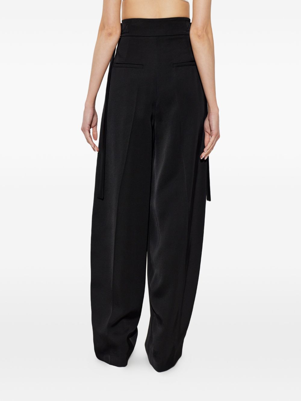 Pantaloni con finitura satinata stagno in nero 