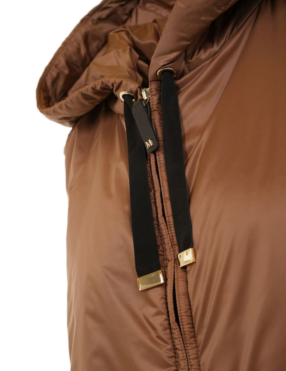 Gilet con cappuccio greengi in marrone 