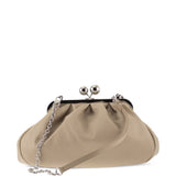 Clutch in pelle cubico in beige 