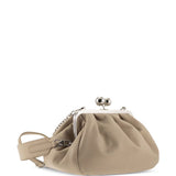 Clutch in pelle cubico in beige 