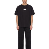 T-shirt con logo in nero 