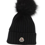 Cappello con logo in nero 