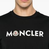 T-shirt con logo in blu 
