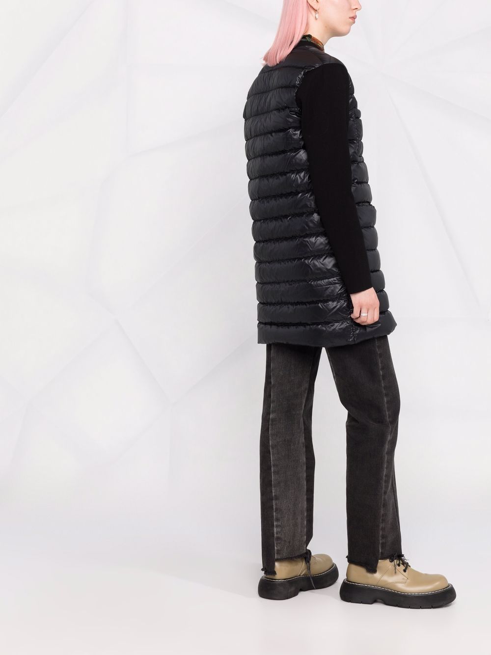 Giacca imbottita con scollo a V in nero 