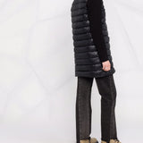 Giacca imbottita con scollo a V in nero 