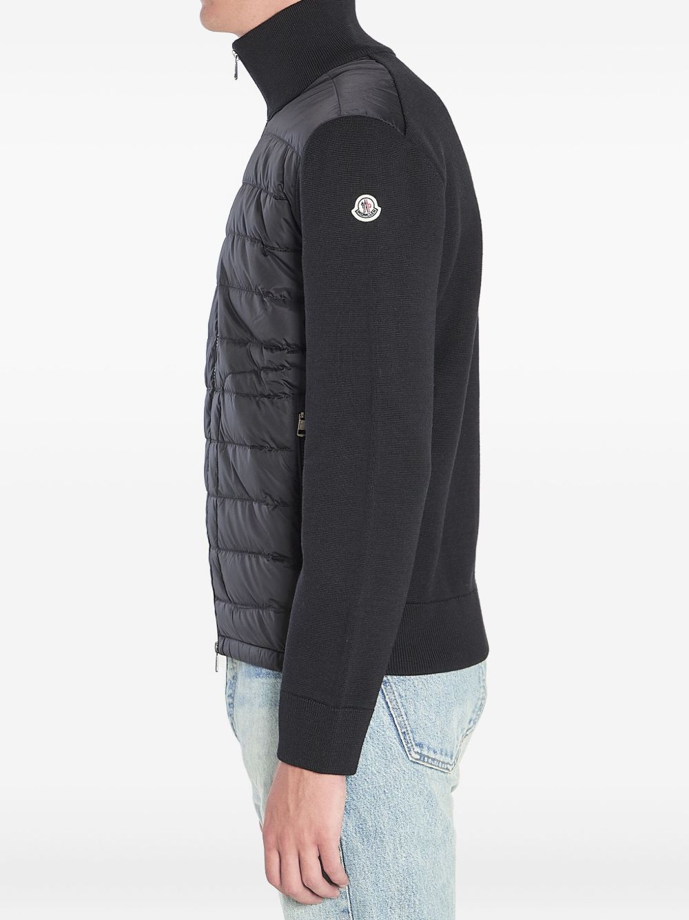 Cardigan imbottito con zip in nero 
