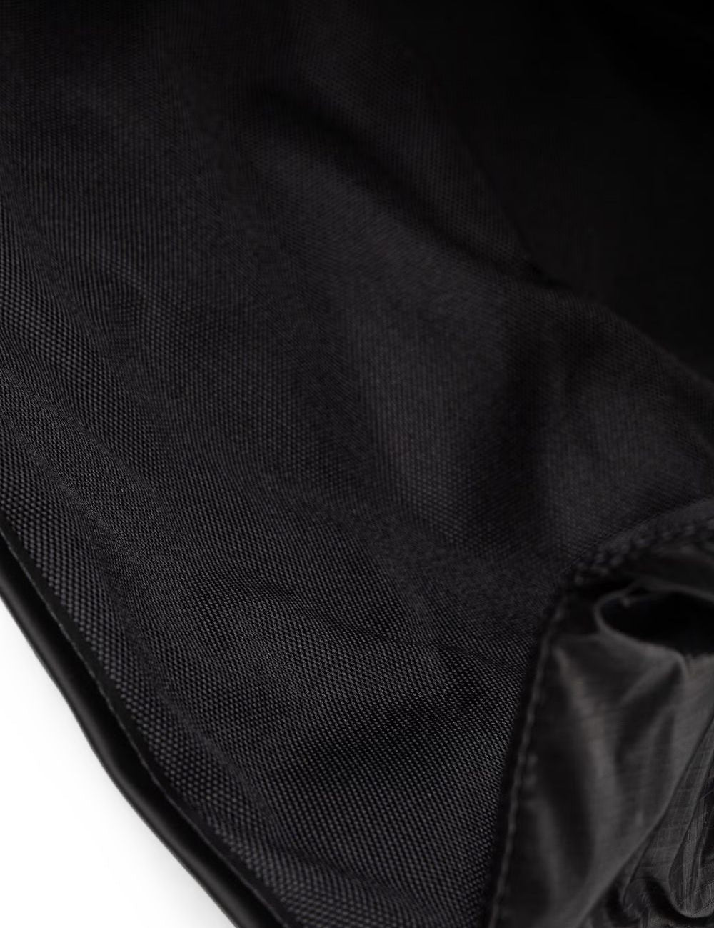 Zaino Sibu Shield impermeabile in nero 