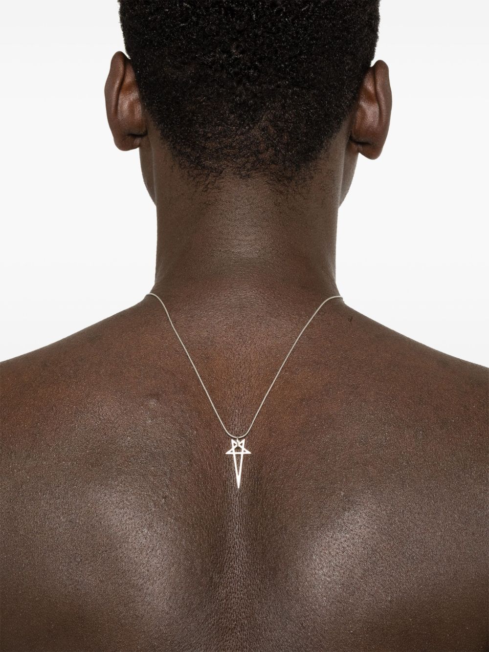 Collana con ciondolo a pentagramma in argento 