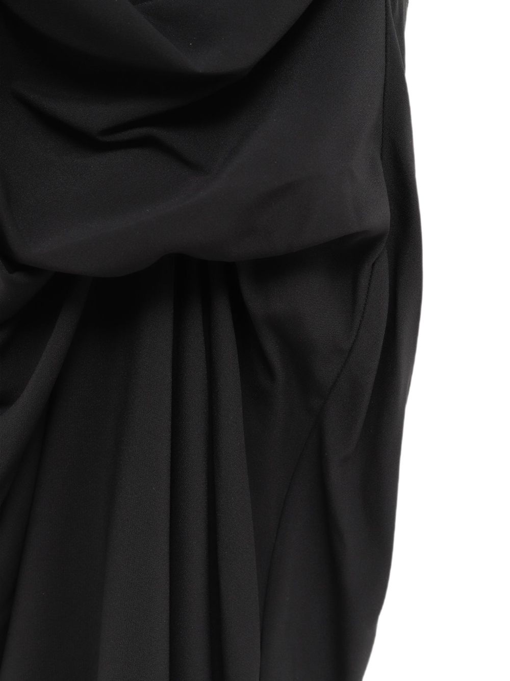 Abito drappeggiato asimmetrico in nero 
